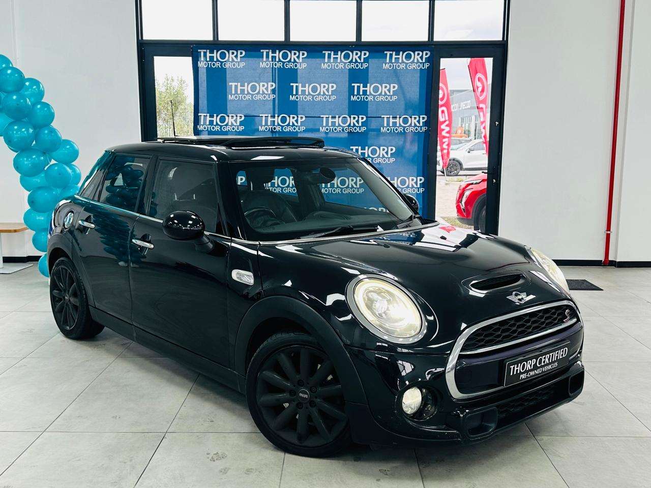 2018 Mini Cooper 5DR S (XS72) - Image 1