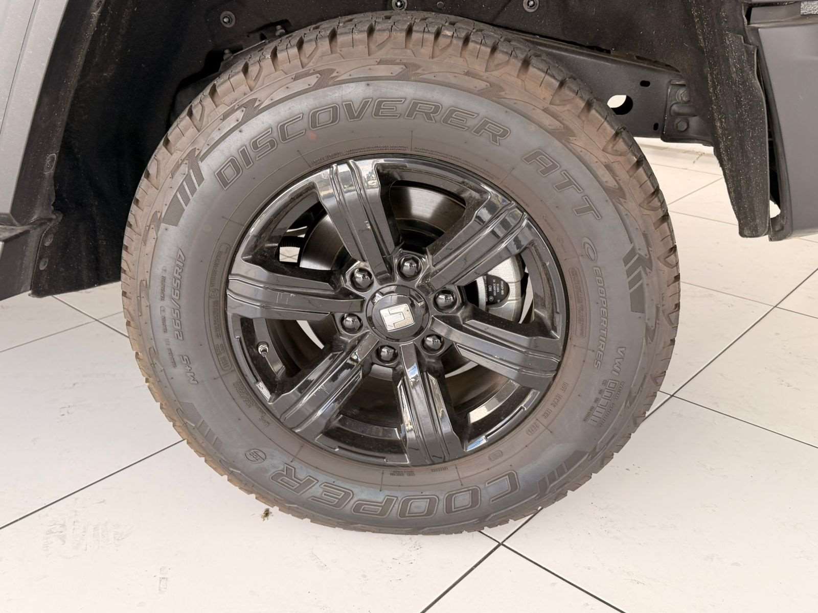 2026 GWM Tank 300 2.4TD S-LUXURY 4X4 AT - Image 16
