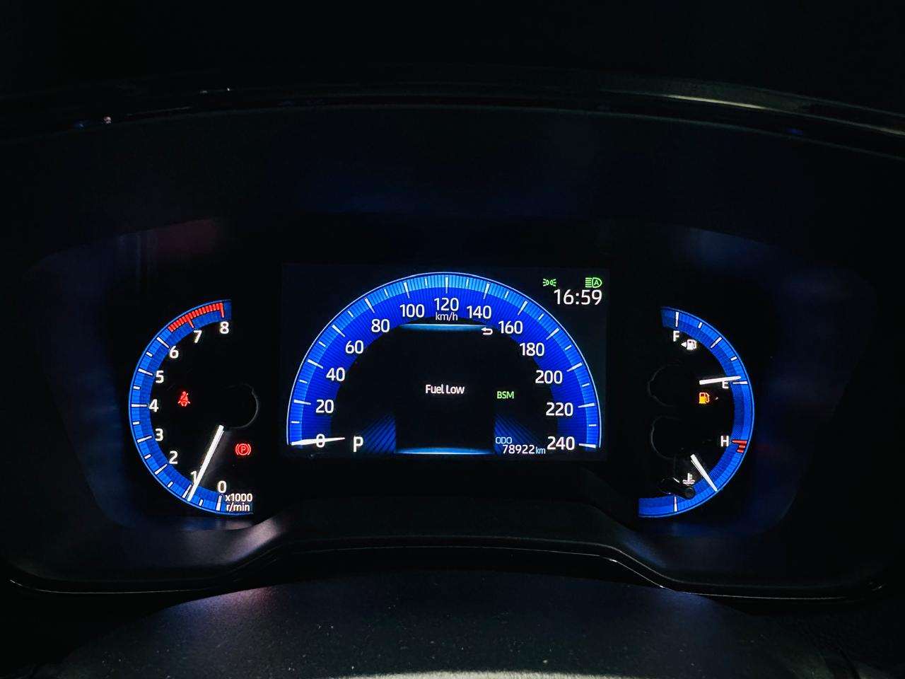 2024 Toyota Corolla Cross 1.8 GR-S - Image 11