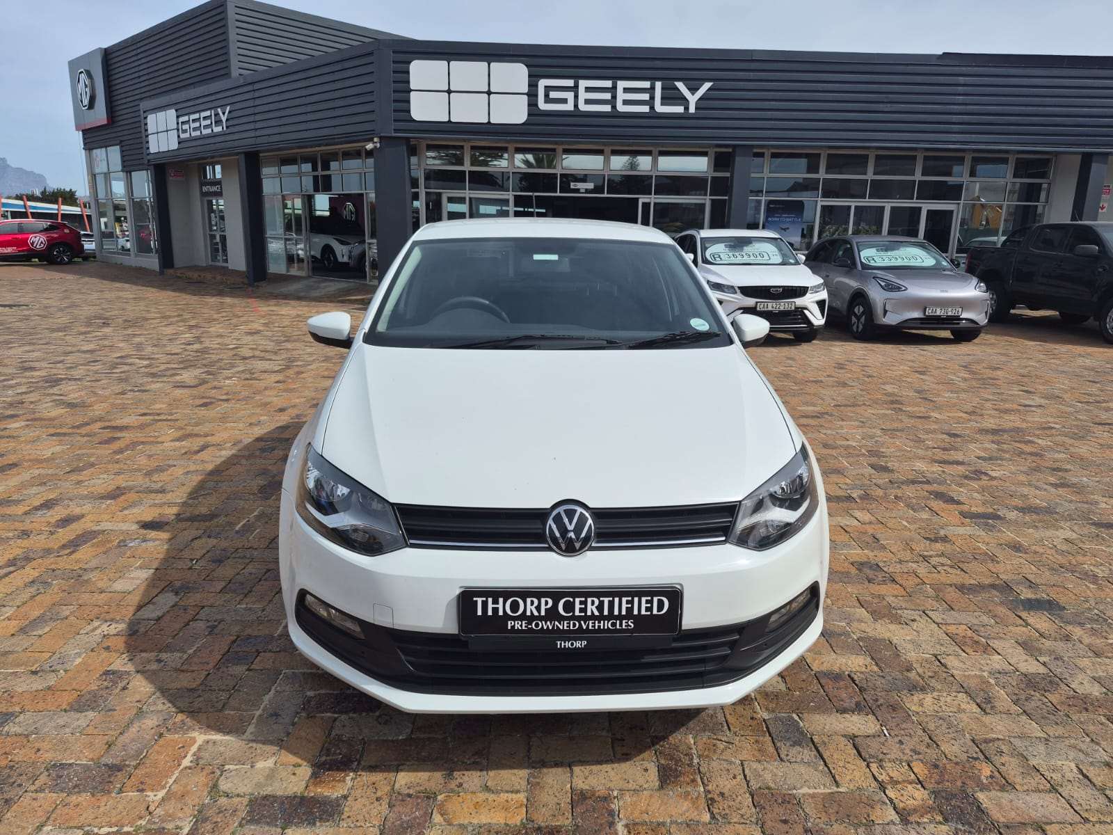 2024 Volkswagen POLO VIVO POLO VIVO 1.6 COMFORTLINE TIP (5DR) - Image 2