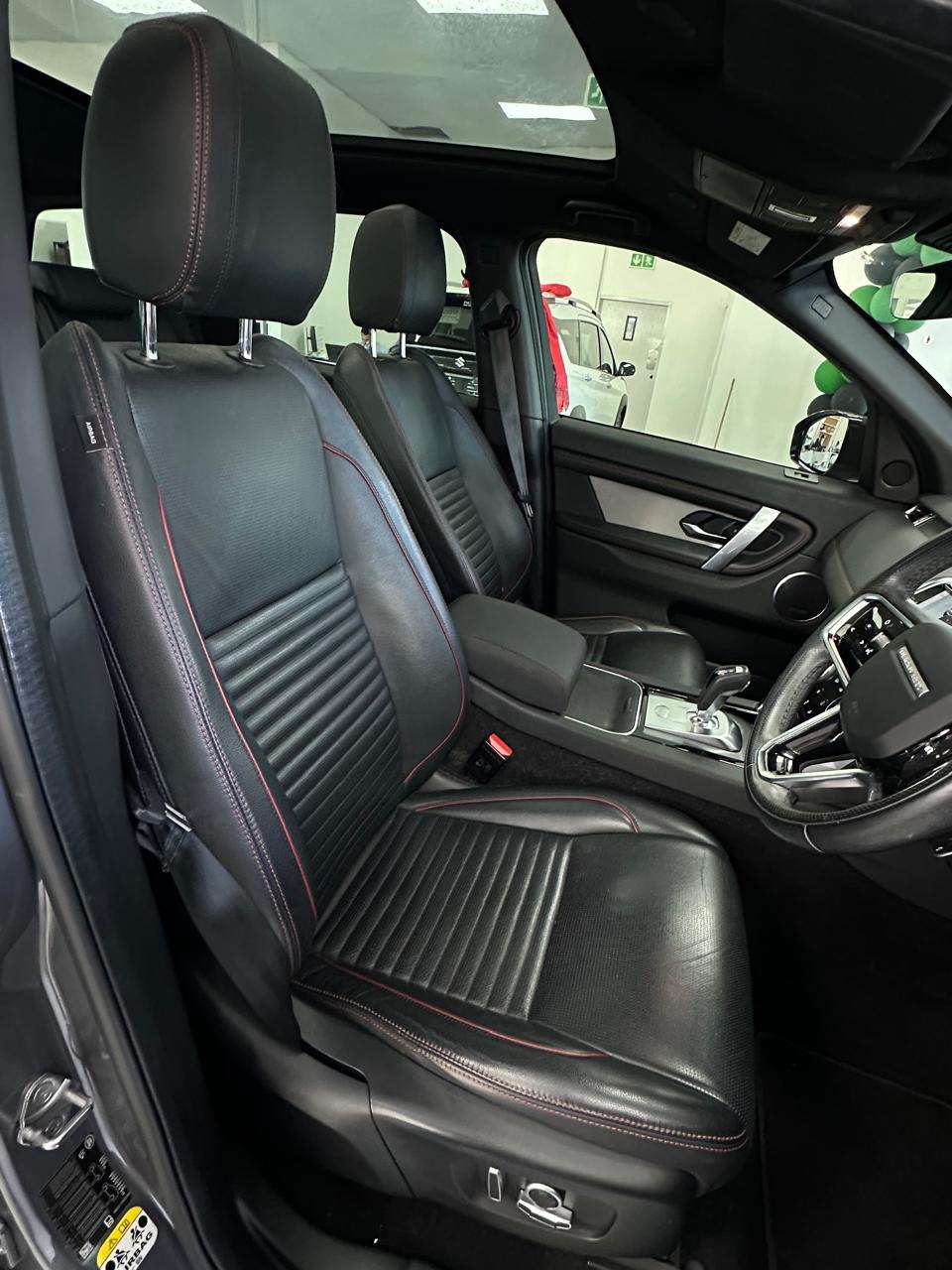 2021 Land Rover DISCOVERY 3 / 4 DISCOVERY 2.0D SE - Image 13
