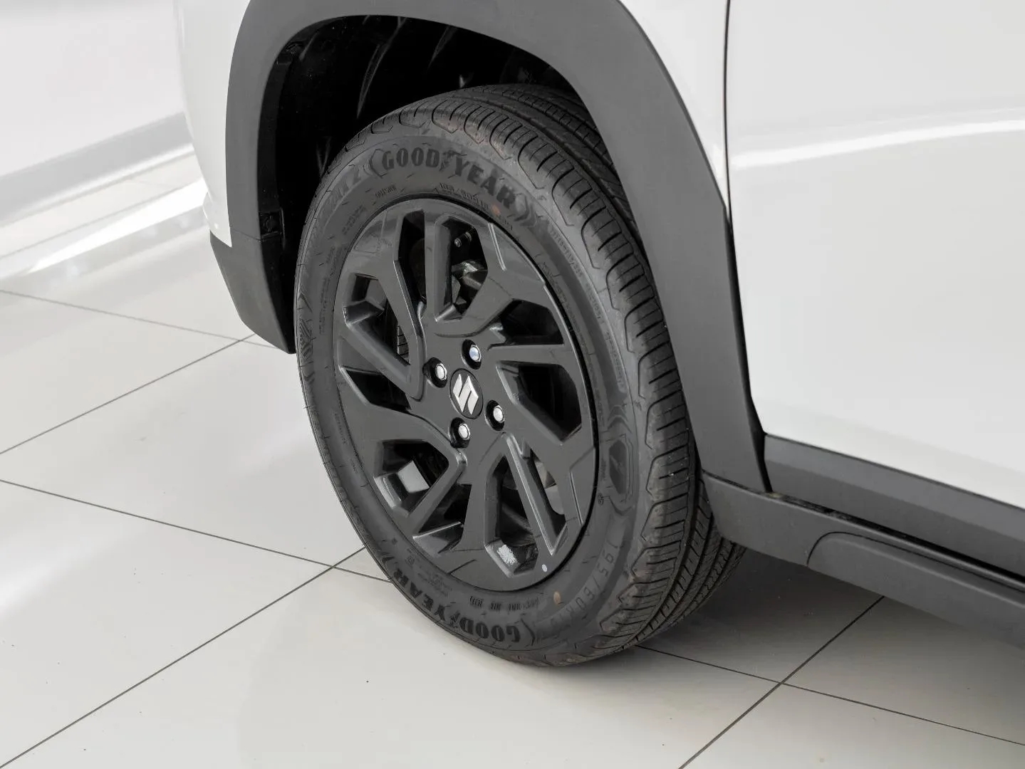2026 Suzuki Fronx GL AT - Image 7