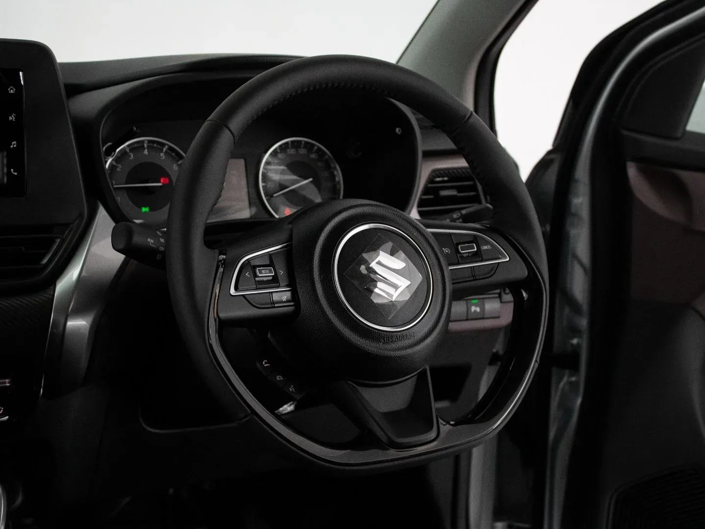2026 Suzuki Fronx GL AT - Image 12