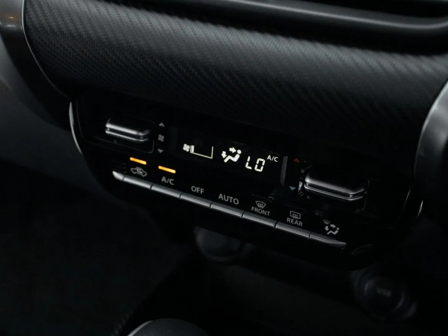 2026 Suzuki Fronx GL AT - Image 13