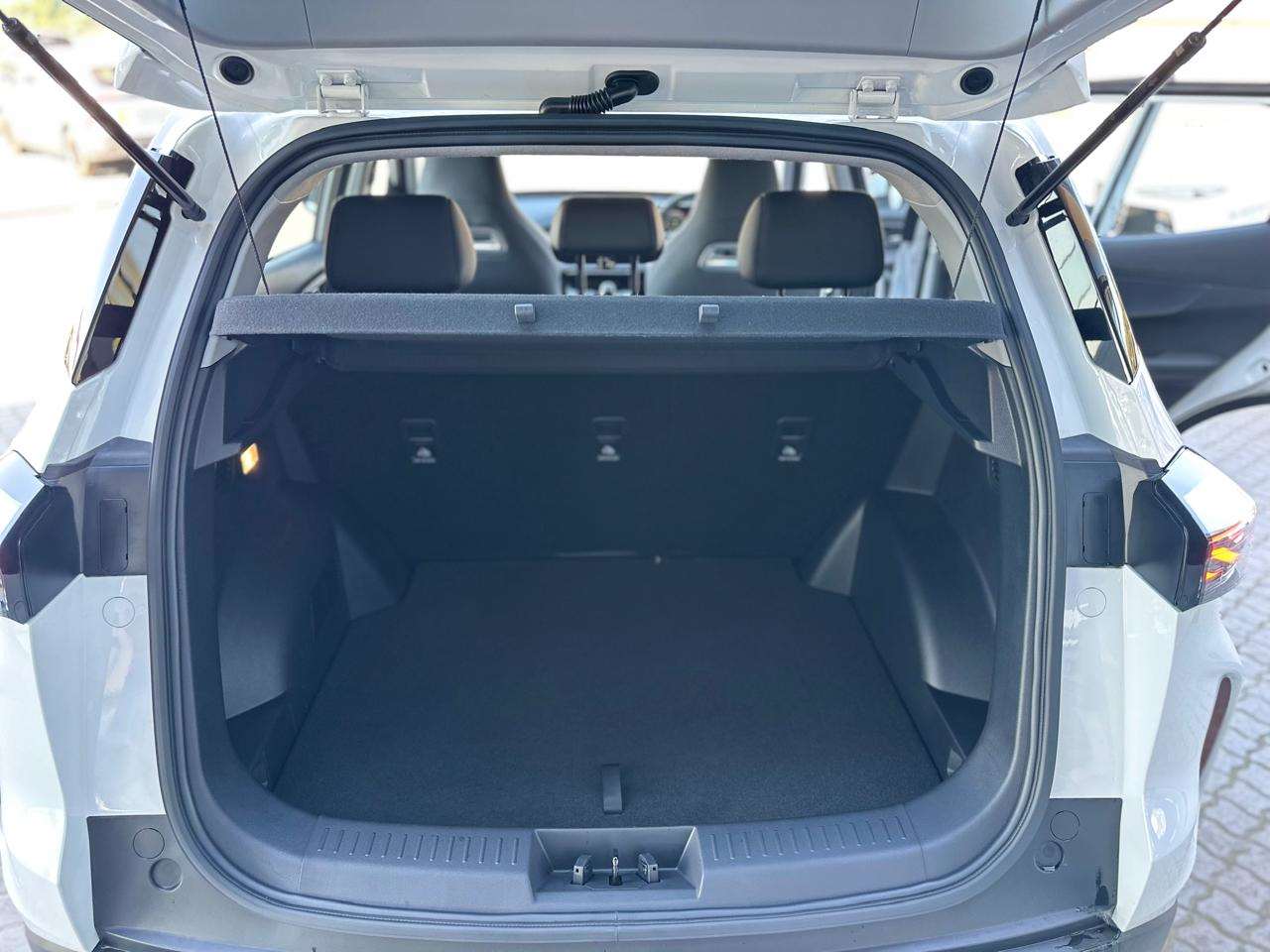2026 Chery Tiggo Cross LIT MT - Image 15