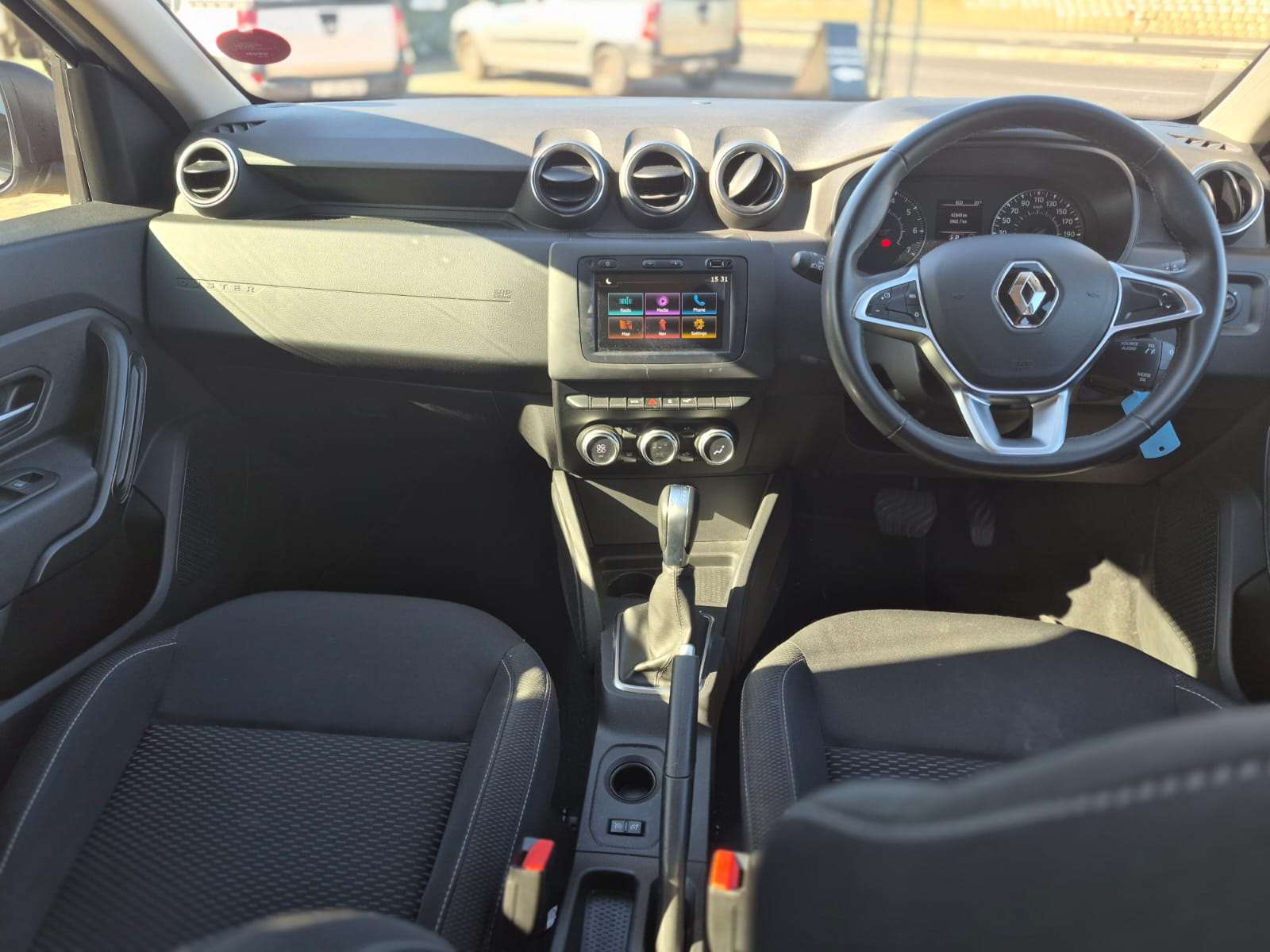 2018 Renault DUSTER DUSTER 1.5 dCI DYNAMIQUE EDC - Image 10