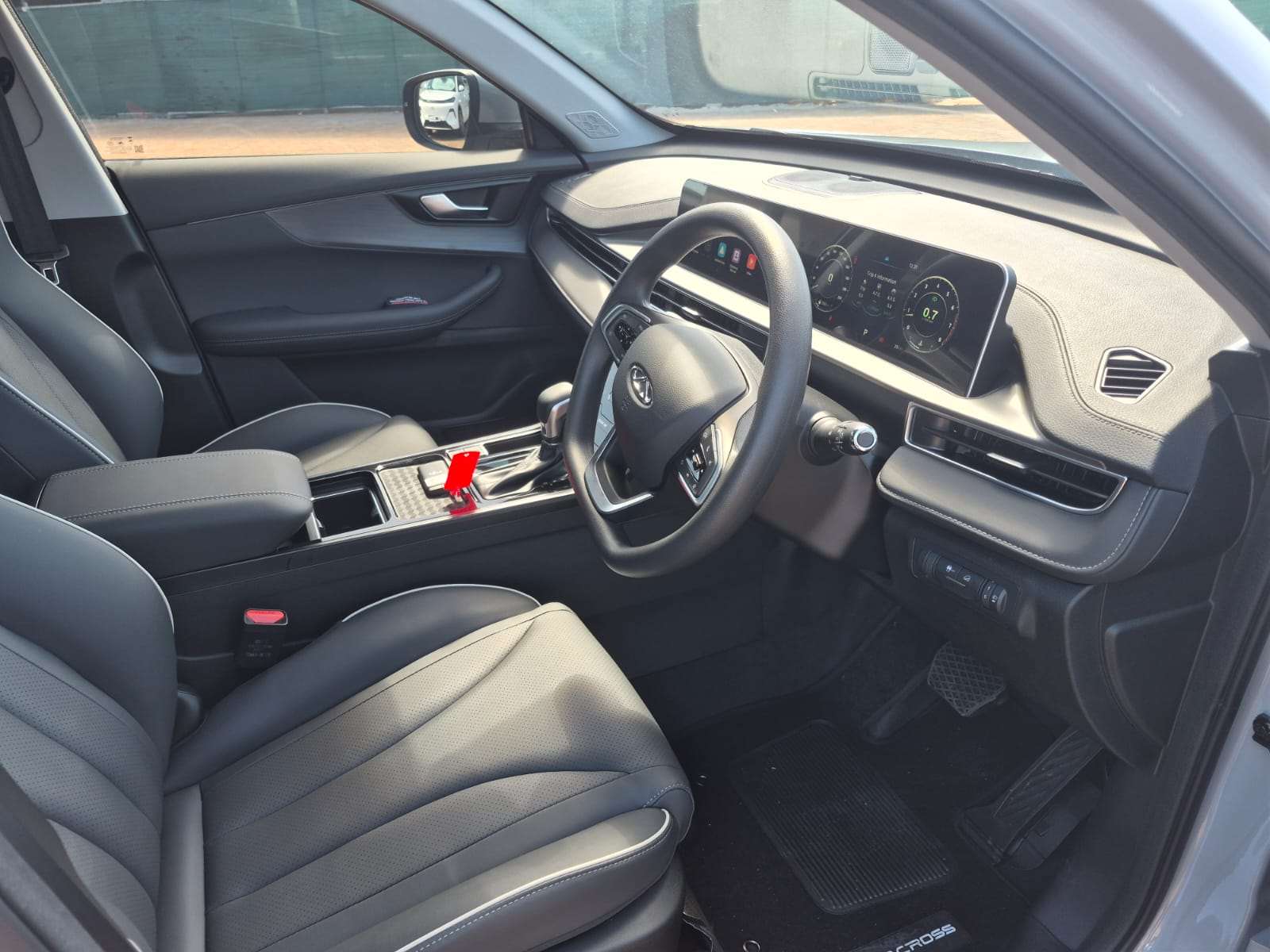 2026 Chery Tiggo Cross LIT CVT - Image 14