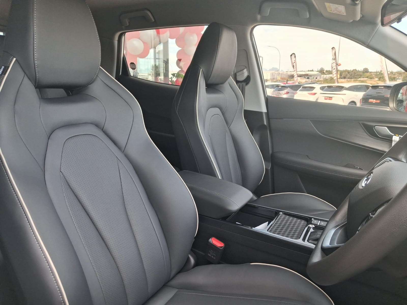 2026 Chery Tiggo Cross LIT CVT - Image 15