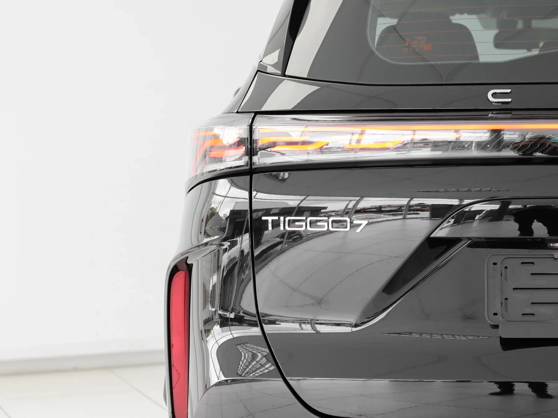 2026 Chery Tiggo 7 Dark Edition - Image 7