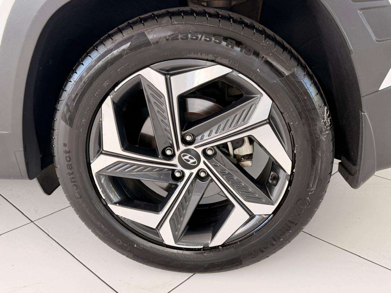 2022 Hyundai TUCSON TUCSON R2.0D ELITE A/T - Image 16
