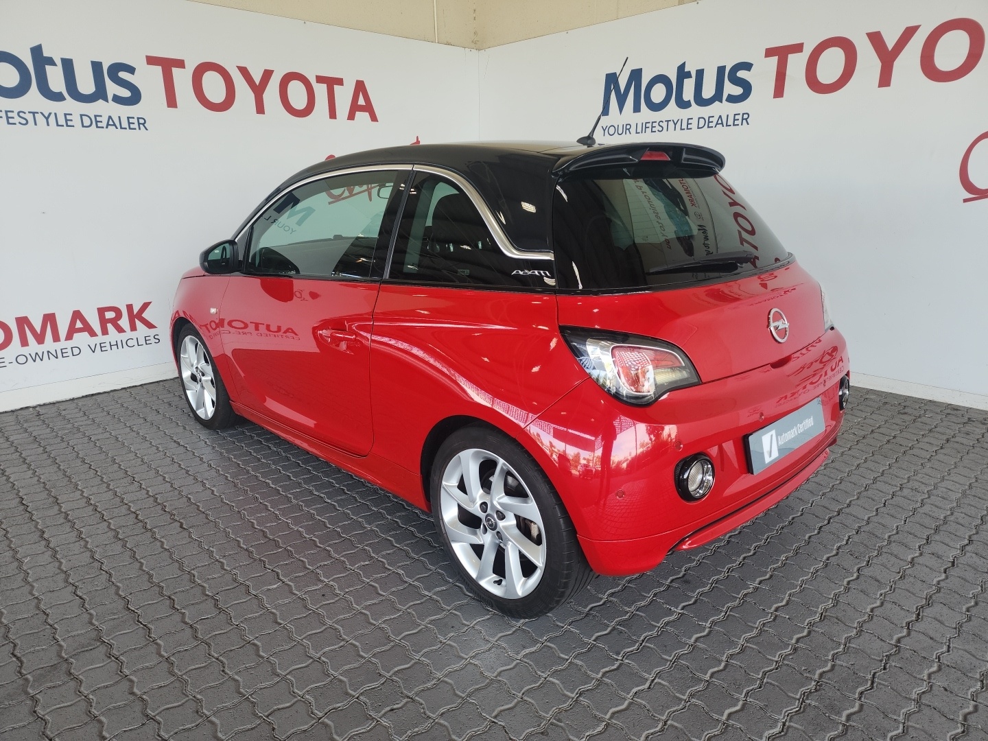 OPEL ADAM Motus Toyota Cape Gate 71704585