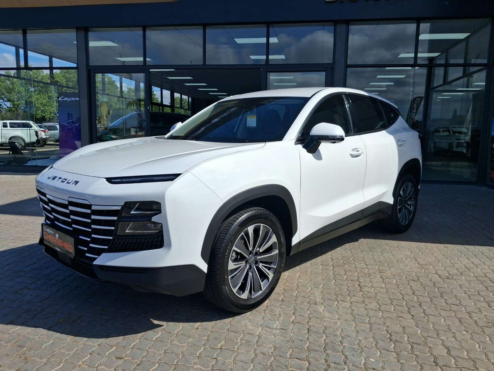 2026 Jetour Dashing Core 1.5T 6DCT - Image 3