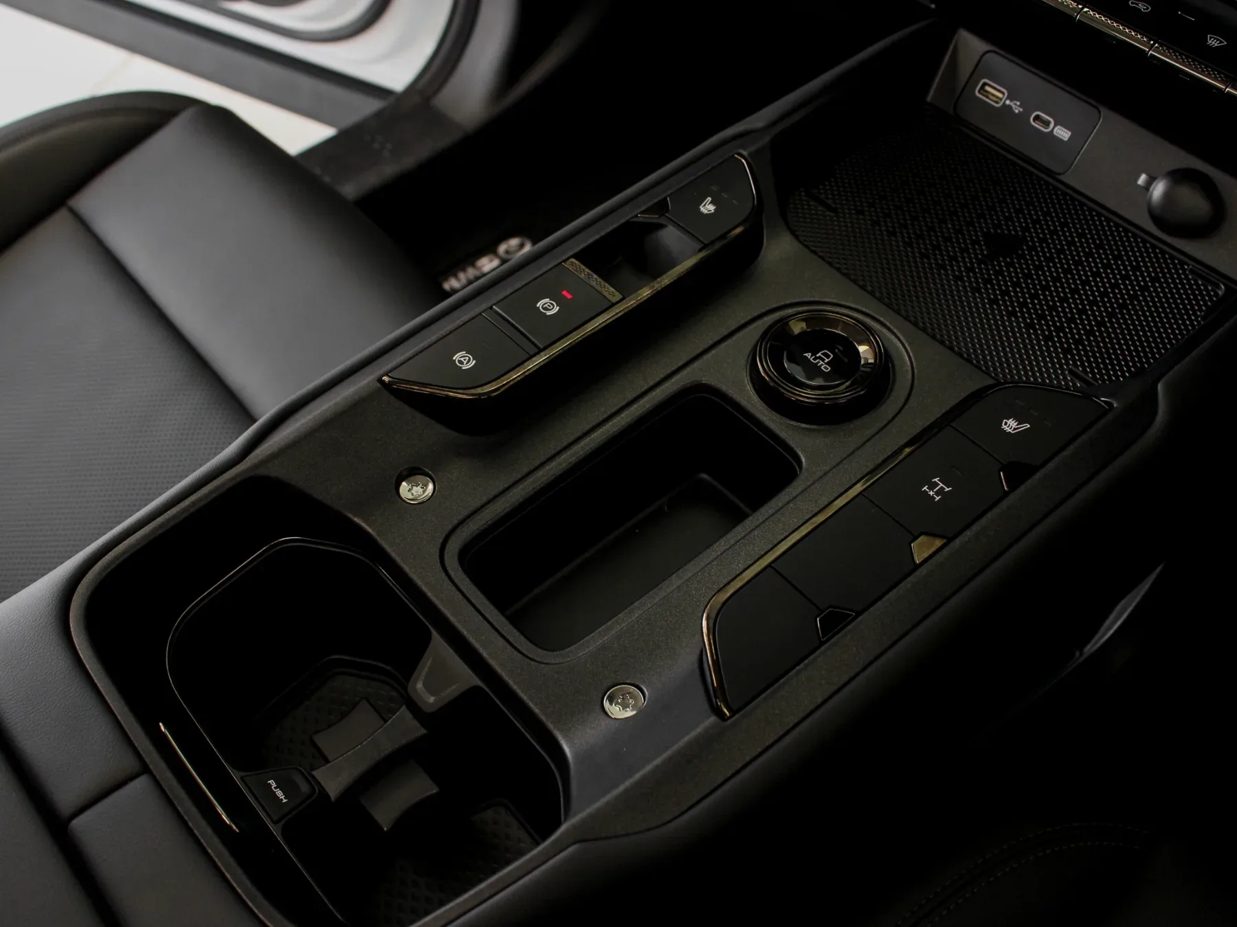 2026 Haval H7 Super Luxury 4x2 - Image 14