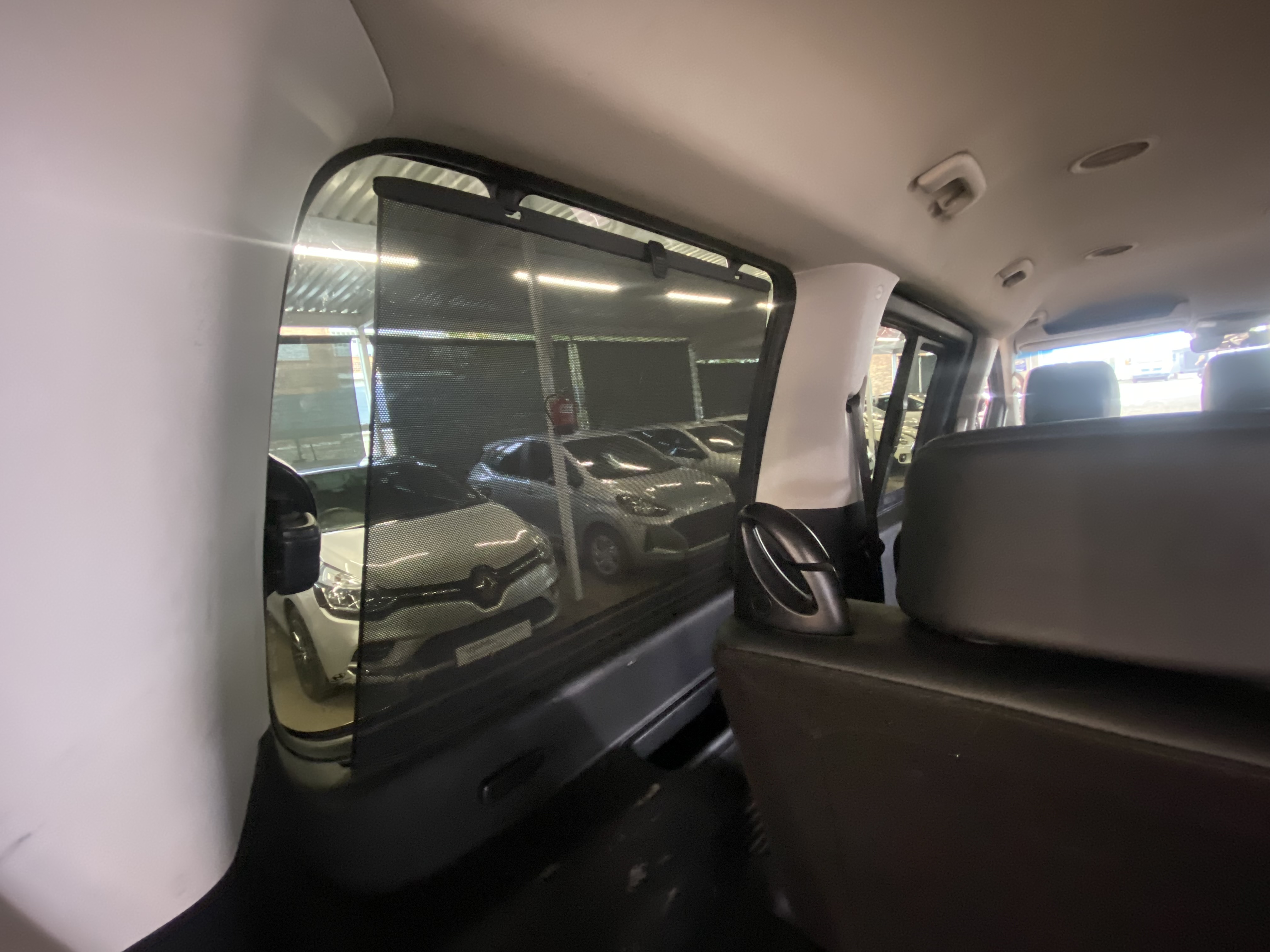 2023 HYUNDAI STARIA R2.2 9S ELITE BUS A/T thumbnail 22