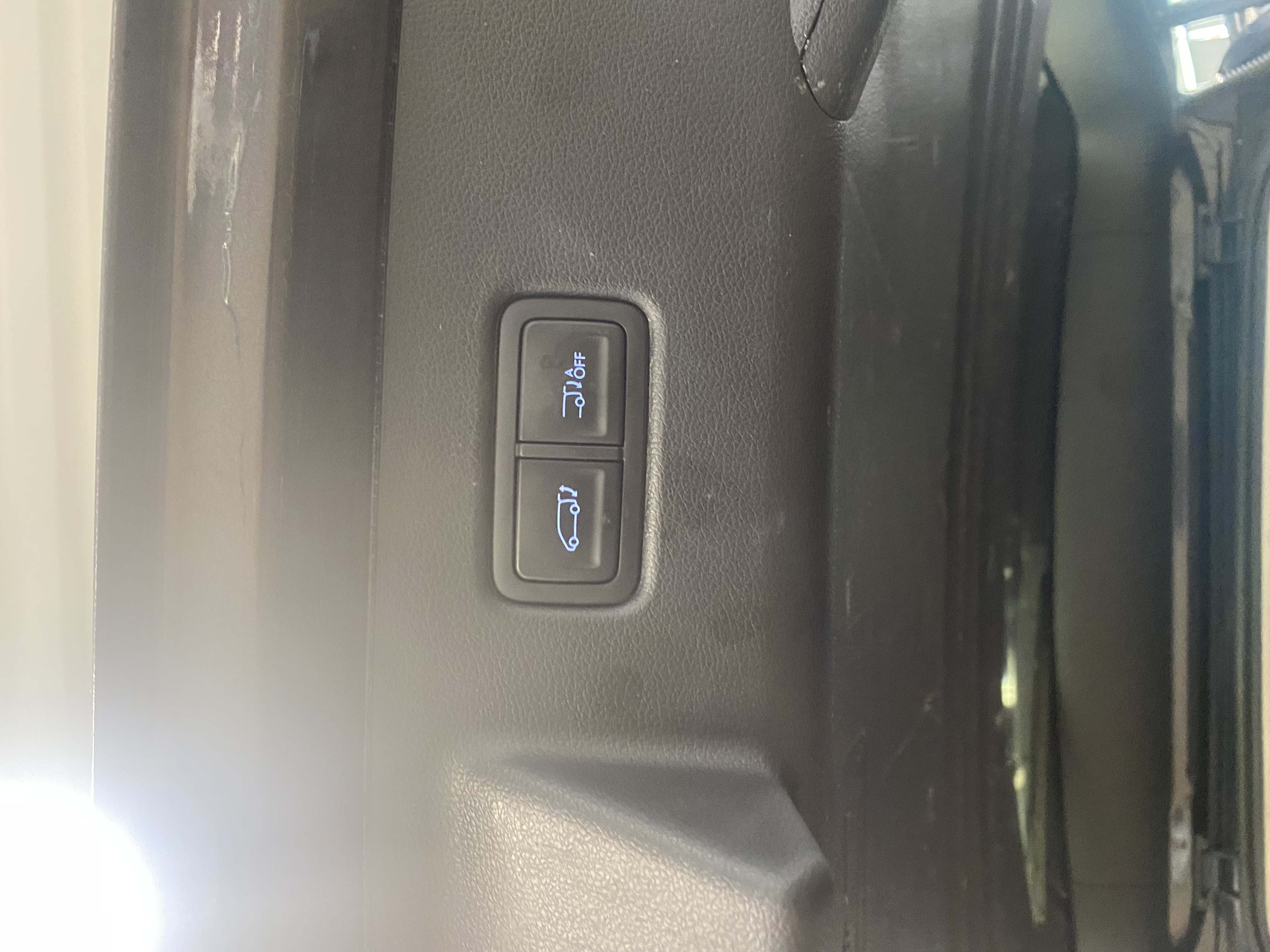 2023 HYUNDAI STARIA R2.2 9S ELITE BUS A/T thumbnail 20