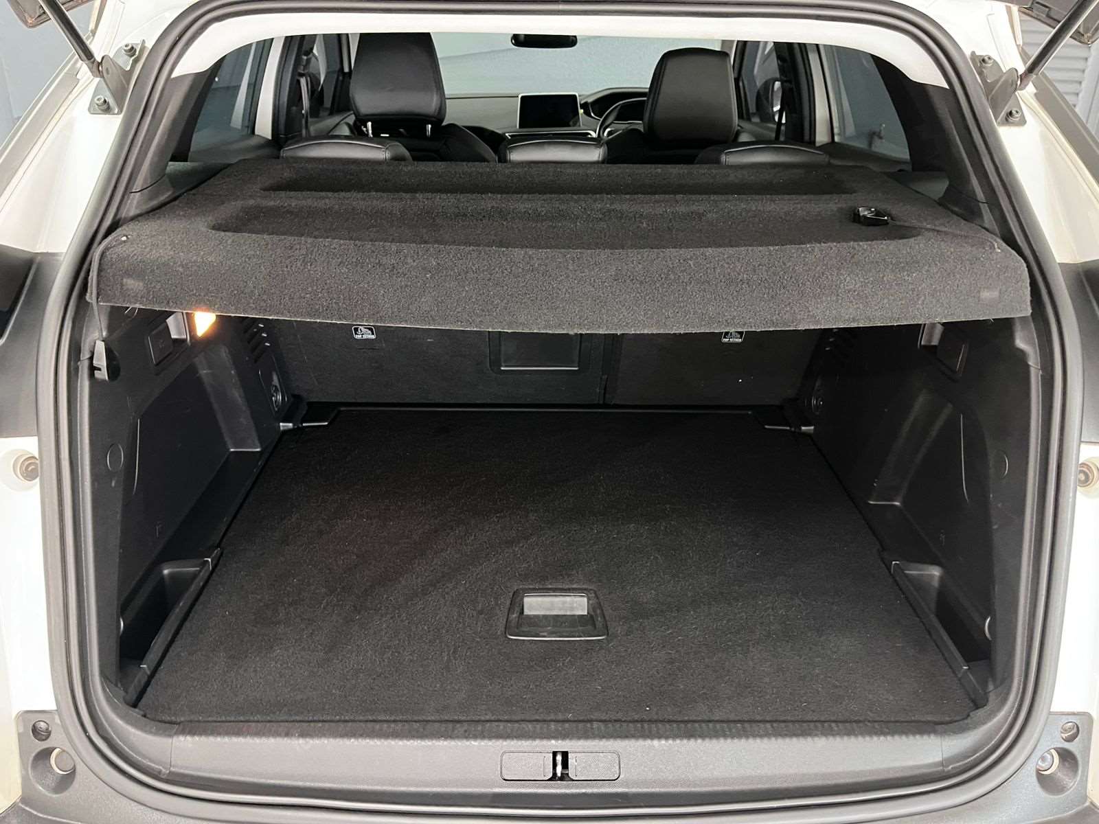 2022 Peugeot 3008 3008 1.6T ALLURE A/T - Image 8