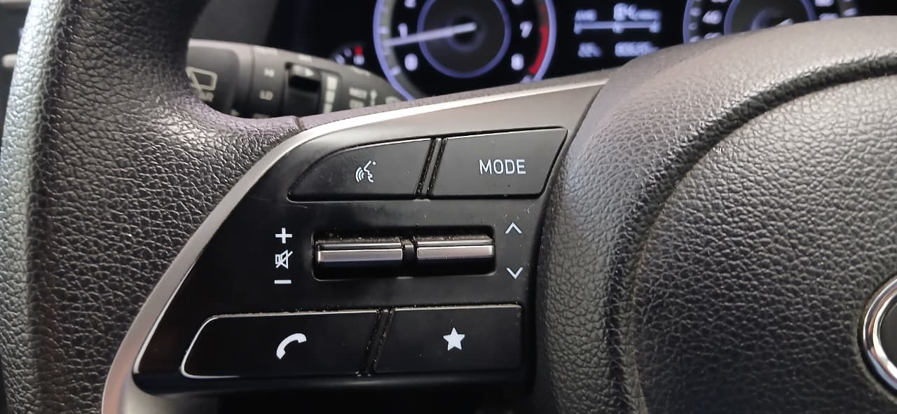 2023 HYUNDAI CRETA 1.5 PREMIUM MT MY22 thumbnail 8