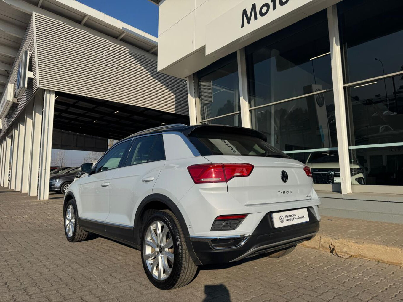 2021 VOLKSWAGEN T-ROC 2.0TSI 140kW 4Motion Design — photo 5