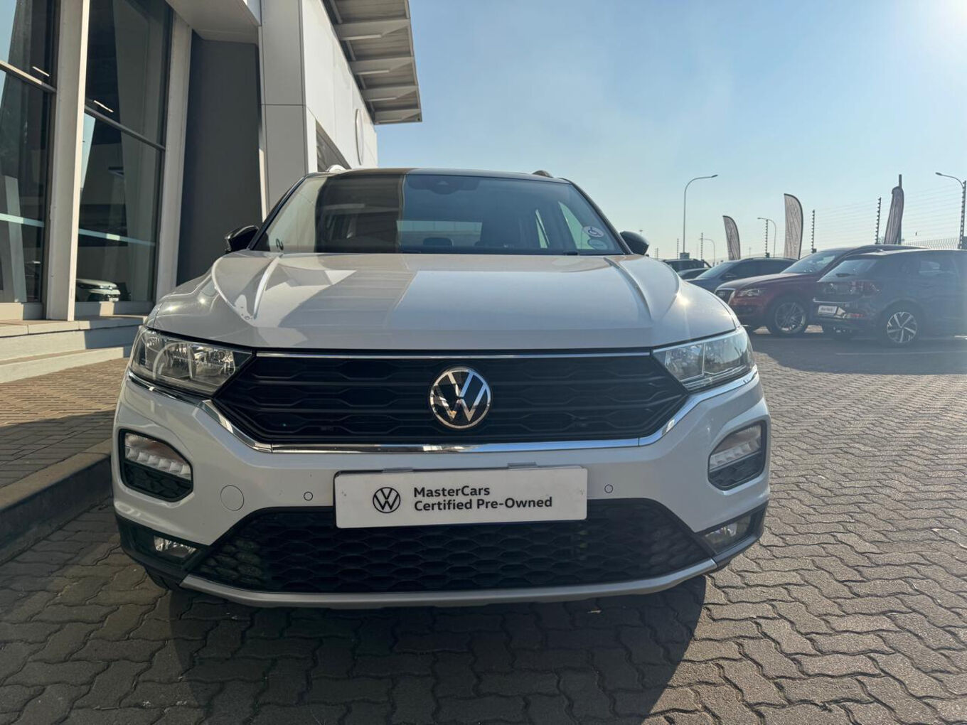 2021 VOLKSWAGEN T-ROC 2.0TSI 140kW 4Motion Design — photo 2
