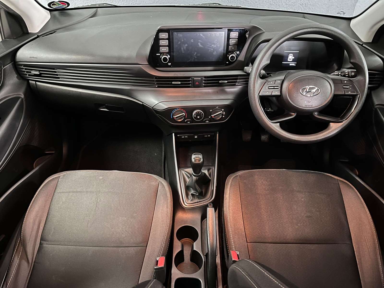 2024 Hyundai i10 / i20 / i30 i20 1.2 MOTION - Image 8