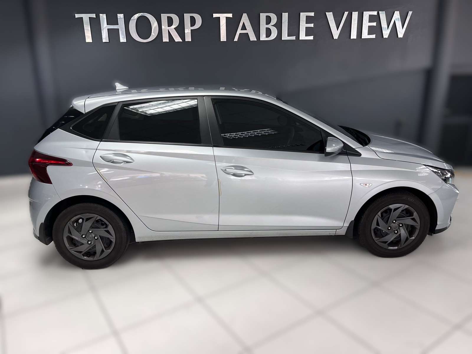 2024 Hyundai i10 / i20 / i30 i20 1.2 MOTION - Image 2