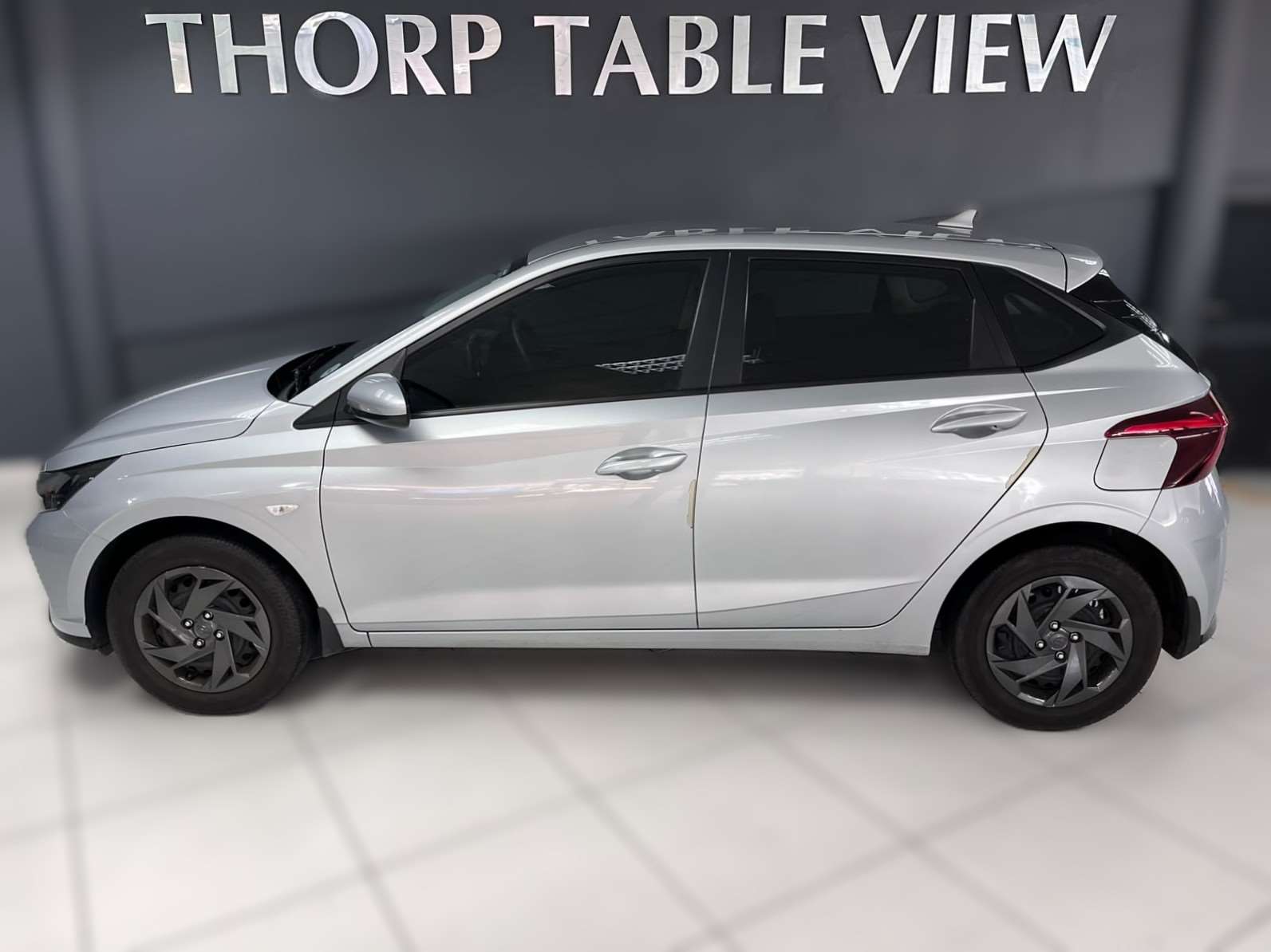 2024 Hyundai i10 / i20 / i30 i20 1.2 MOTION - Image 4