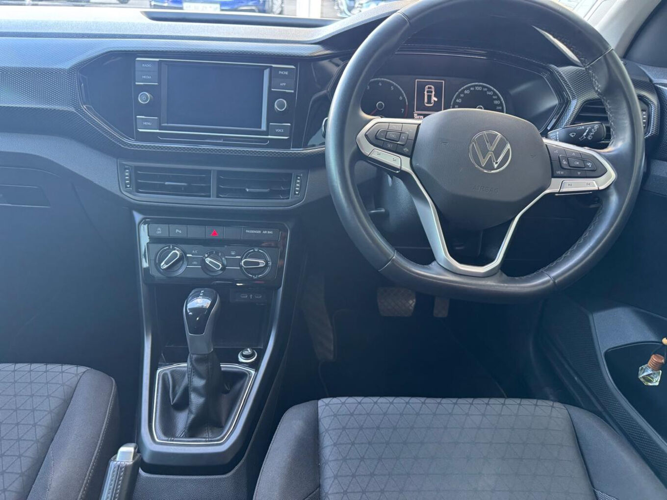 2023 VOLKSWAGEN T-CROSS 1.0TSI 85kW Comfortline — photo 10