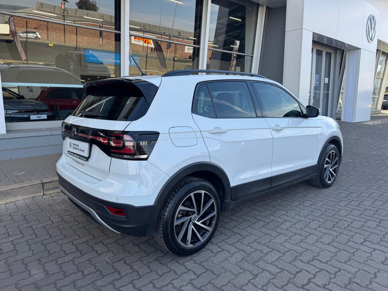 2023 VOLKSWAGEN T-CROSS 1.0TSI 85kW Comfortline — photo 6