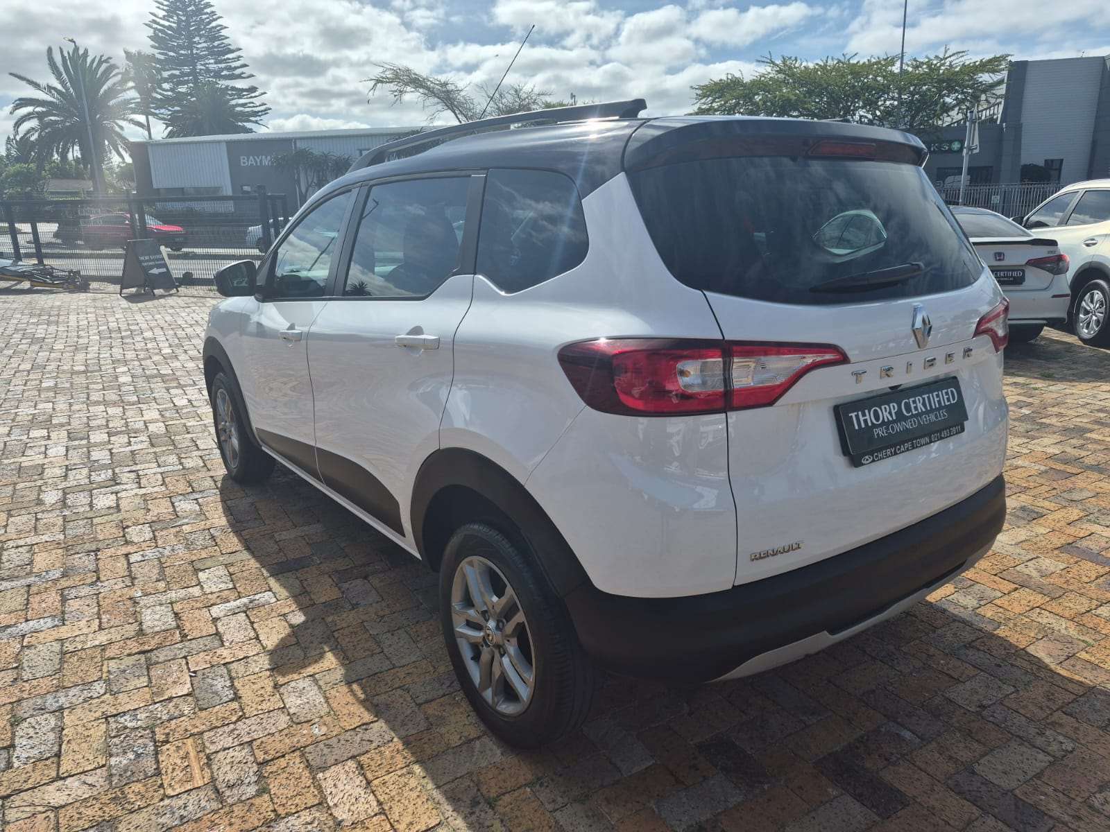 2023 Renault Triber TRIBER 1.0 PRESTIGE / INTENS - Image 8