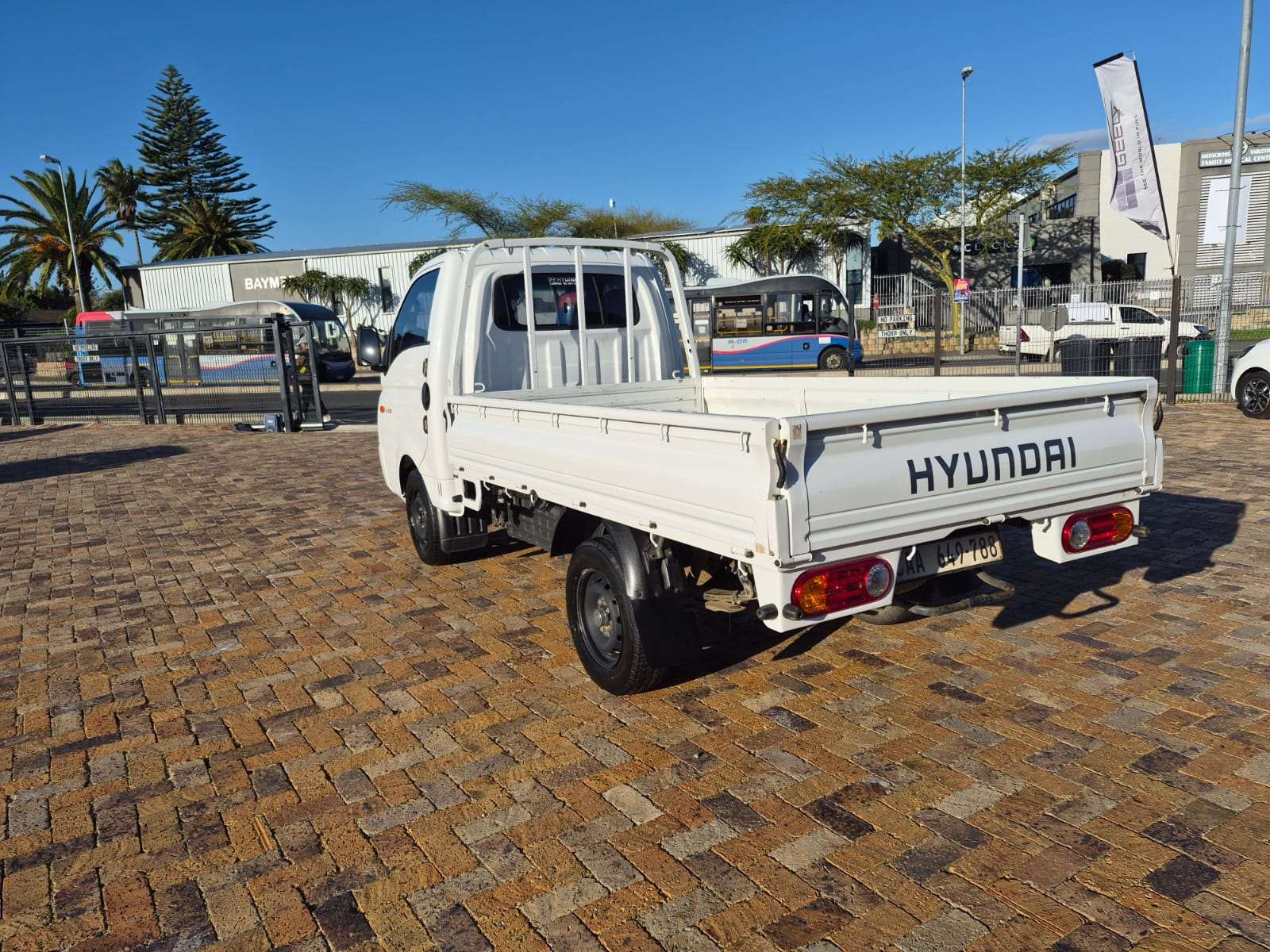 2025 Hyundai H100 / BAKKIE H100 2.6D A/C F/C D/S - Image 7