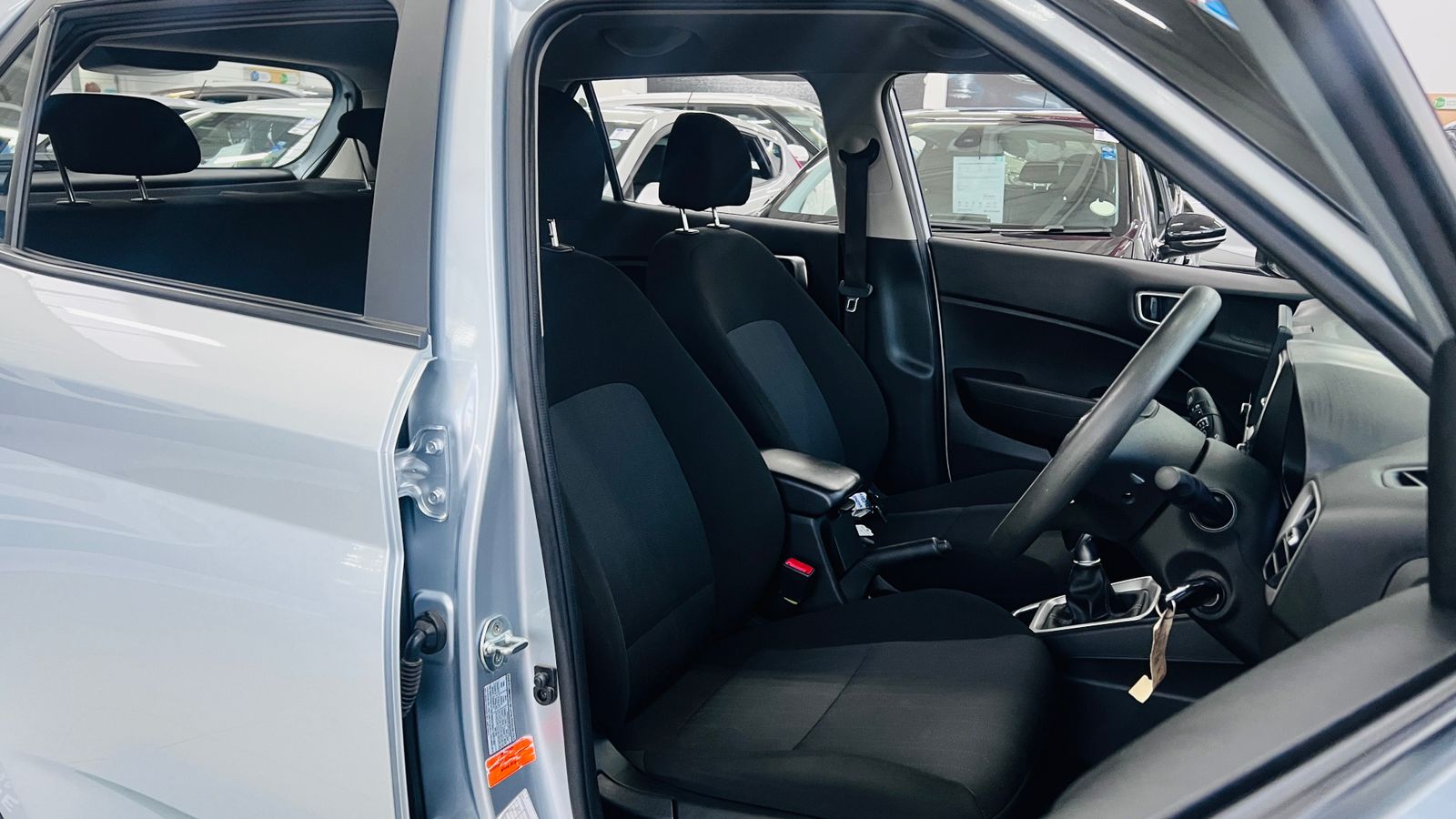 2021 HYUNDAI VENUE 1.0 TGDI MOTION M/T INFOTAINMENT thumbnail 12