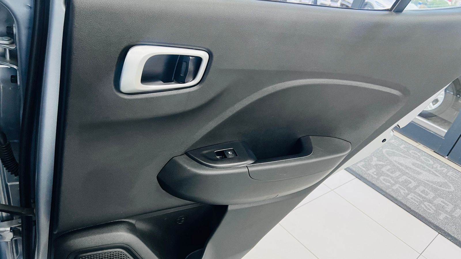 2021 HYUNDAI VENUE 1.0 TGDI MOTION M/T INFOTAINMENT thumbnail 10