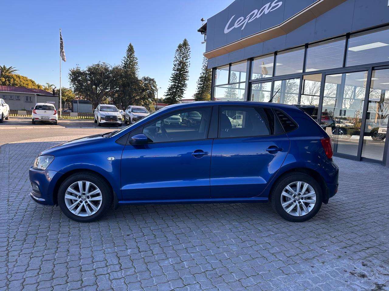 2019 Volkswagen Polo Vivo 1.4 Comfortline (5DR) - Image 4