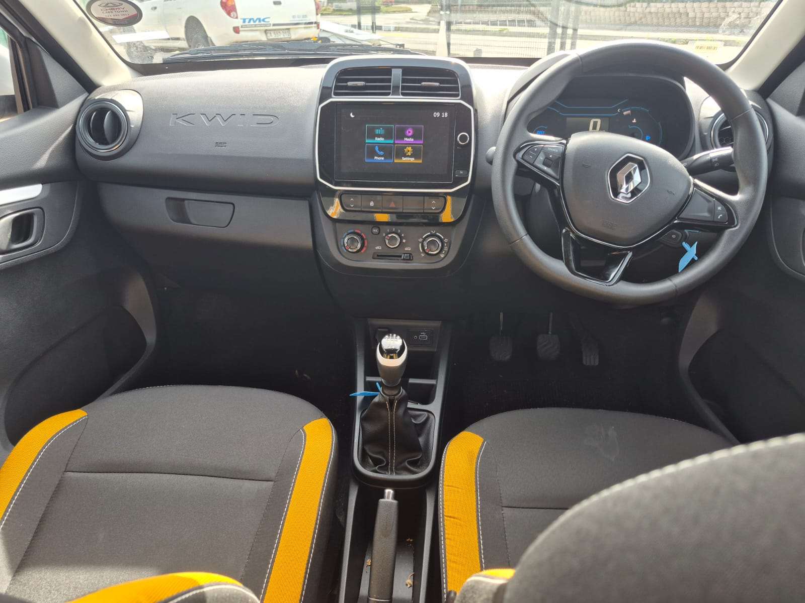 2023 Renault KWID KWID 1.0 CLIMBER 5DR - Image 16