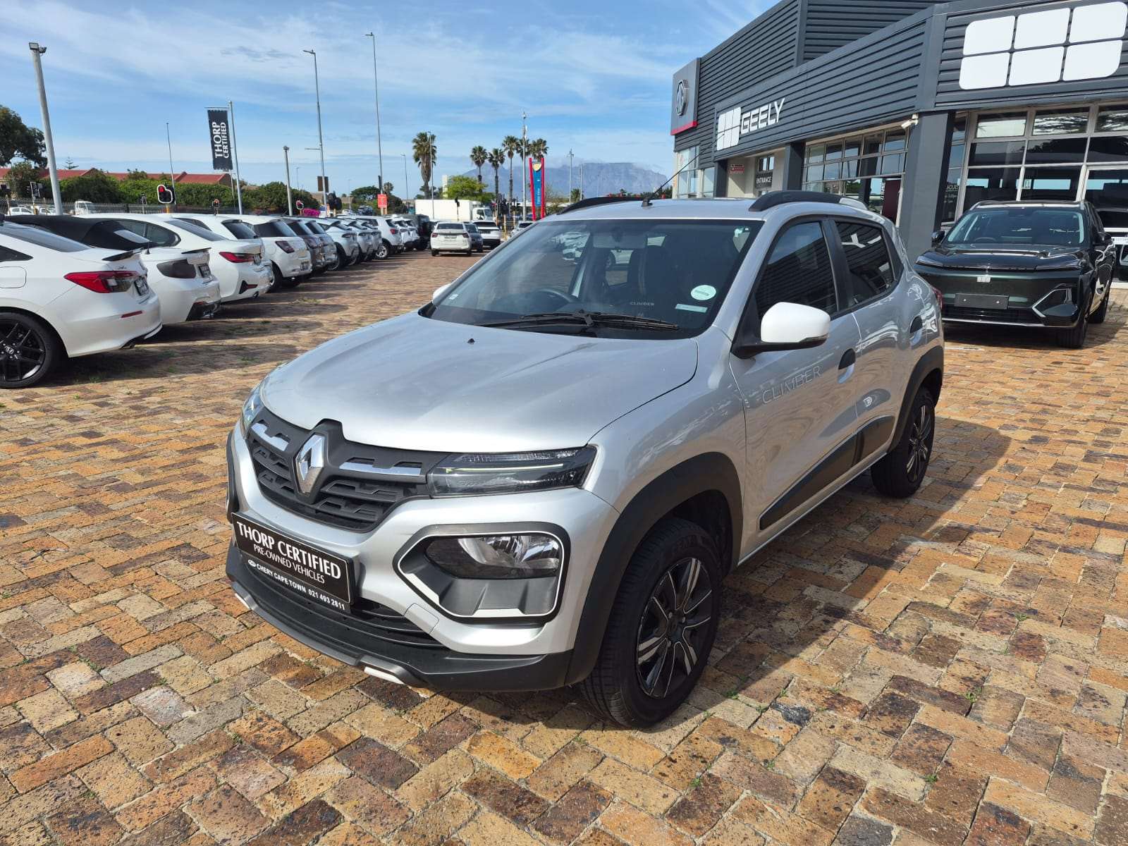 2023 Renault KWID KWID 1.0 CLIMBER 5DR - Image 5