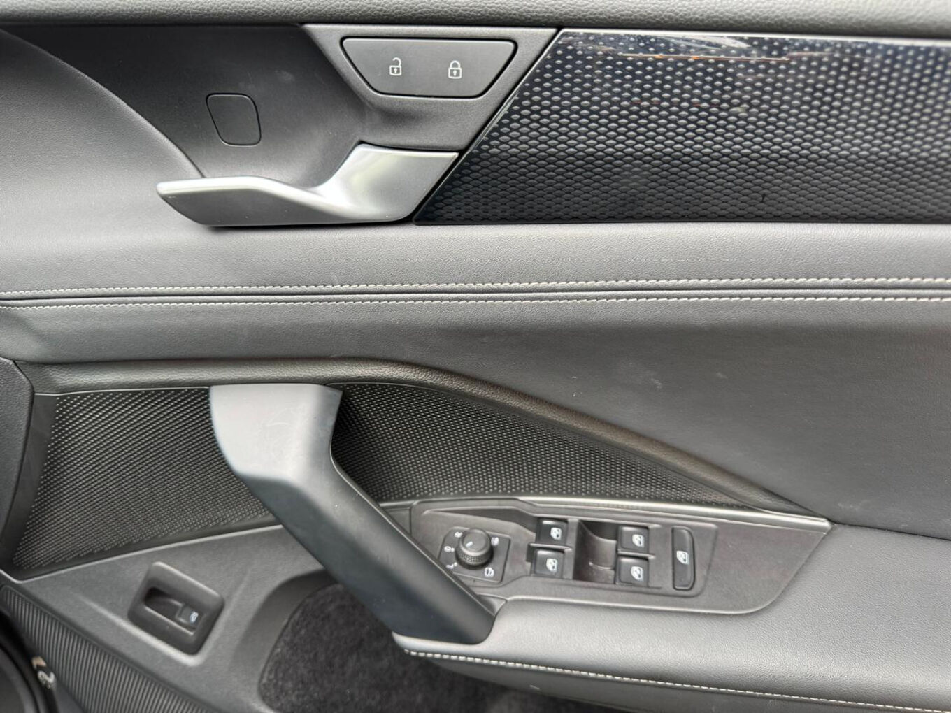 2024 VOLKSWAGEN TIGUAN 1.4TSI Life image 10
